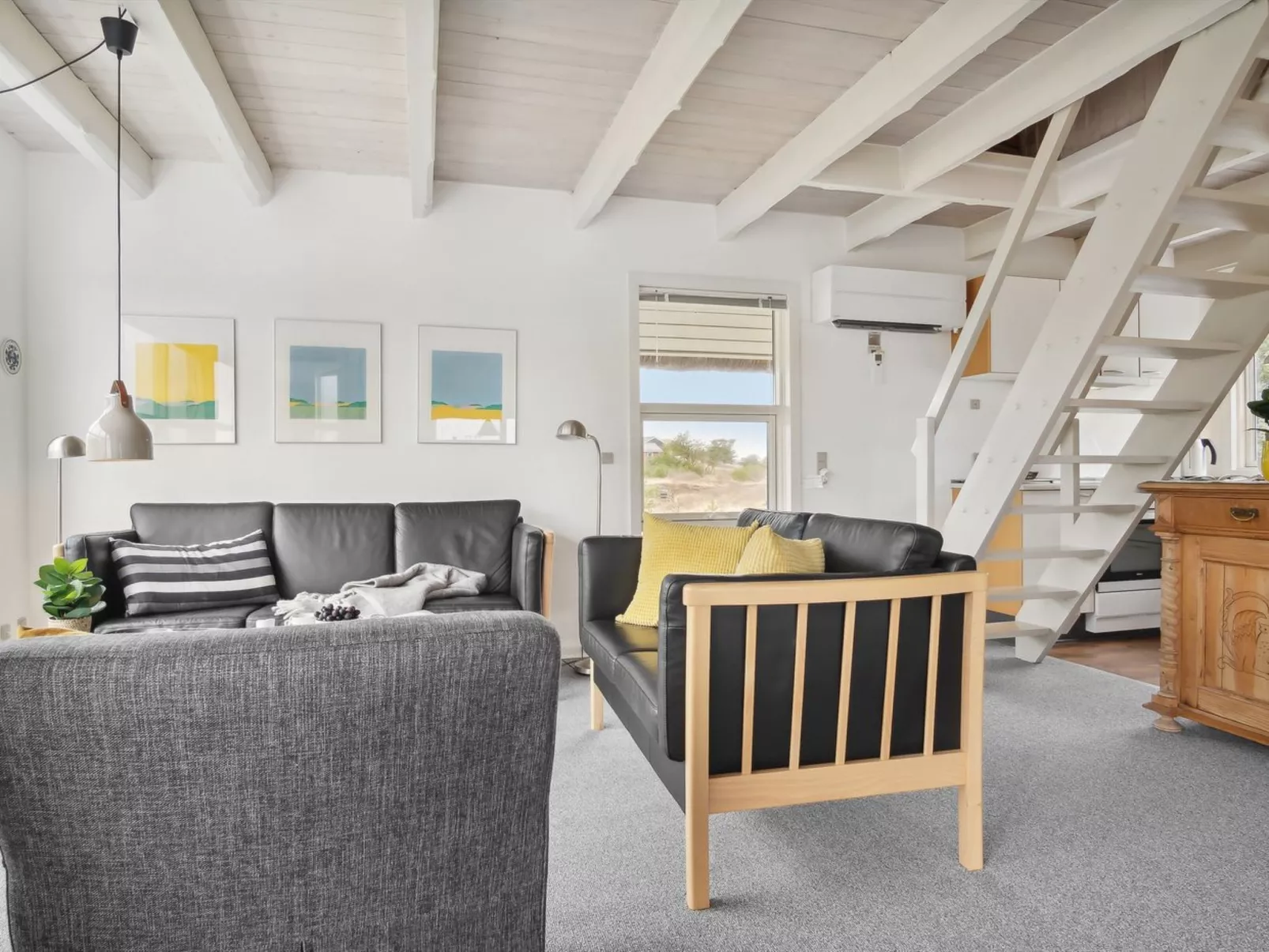 "Andrine" - 700m from the sea-Drinnen