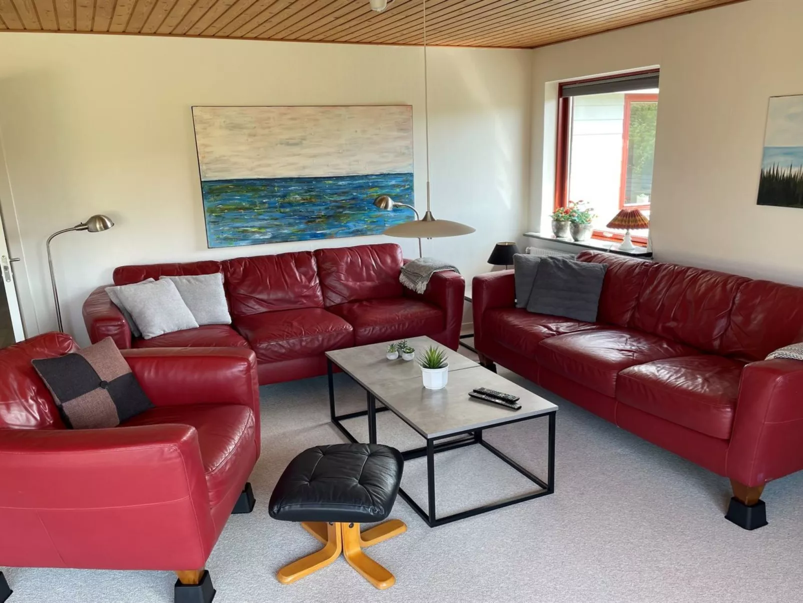 "Ingward" - 750m from the sea-Dedans