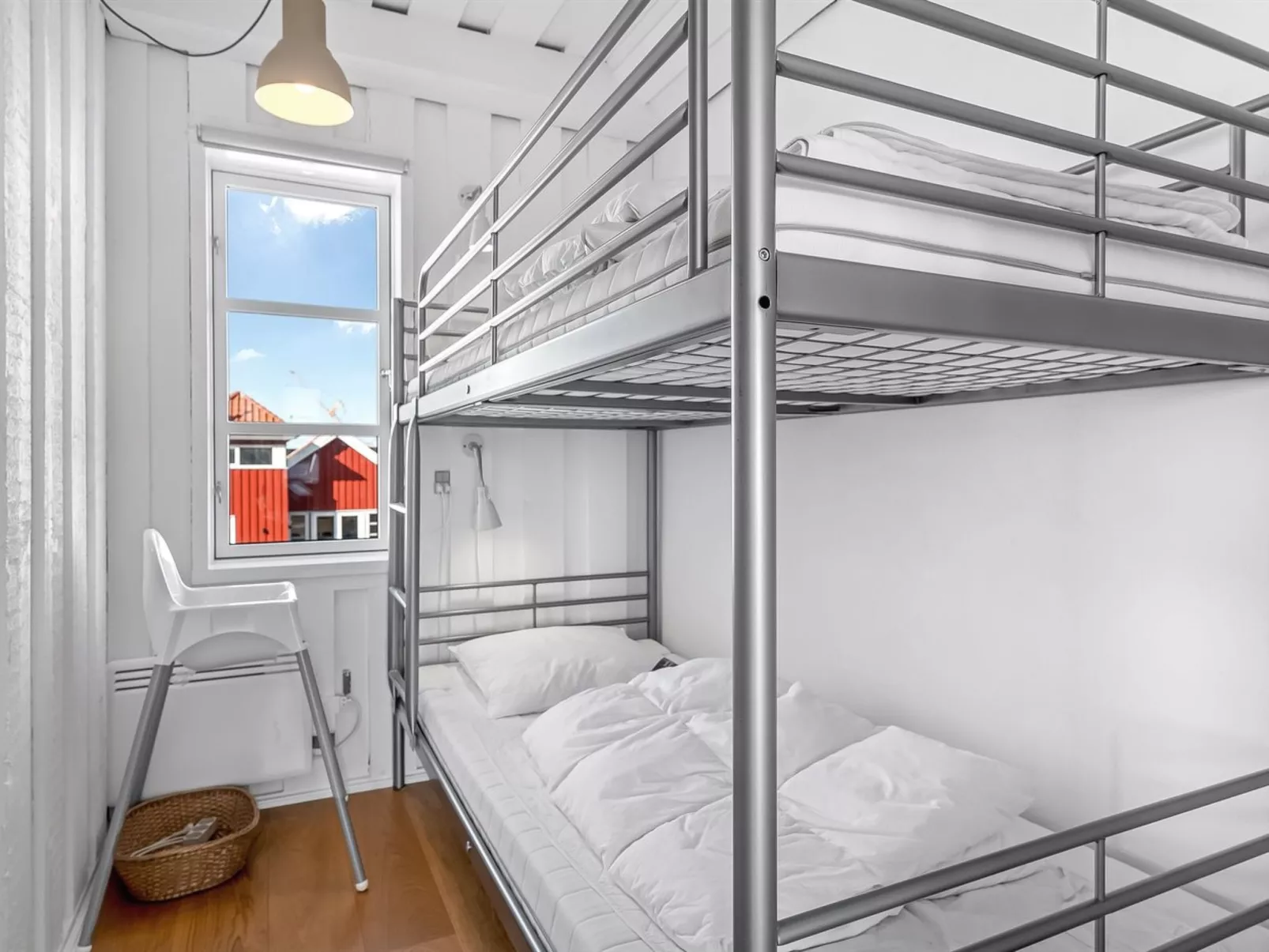 "Adils" - 5m from the sea-Drinnen