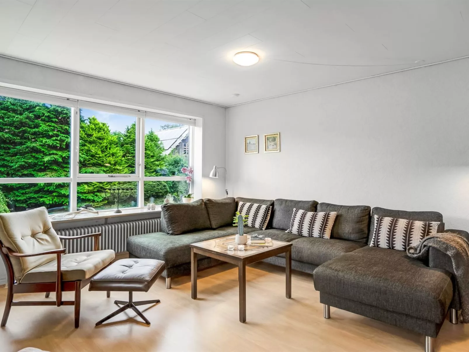 "Mats" - 5.3km from the sea-Inside