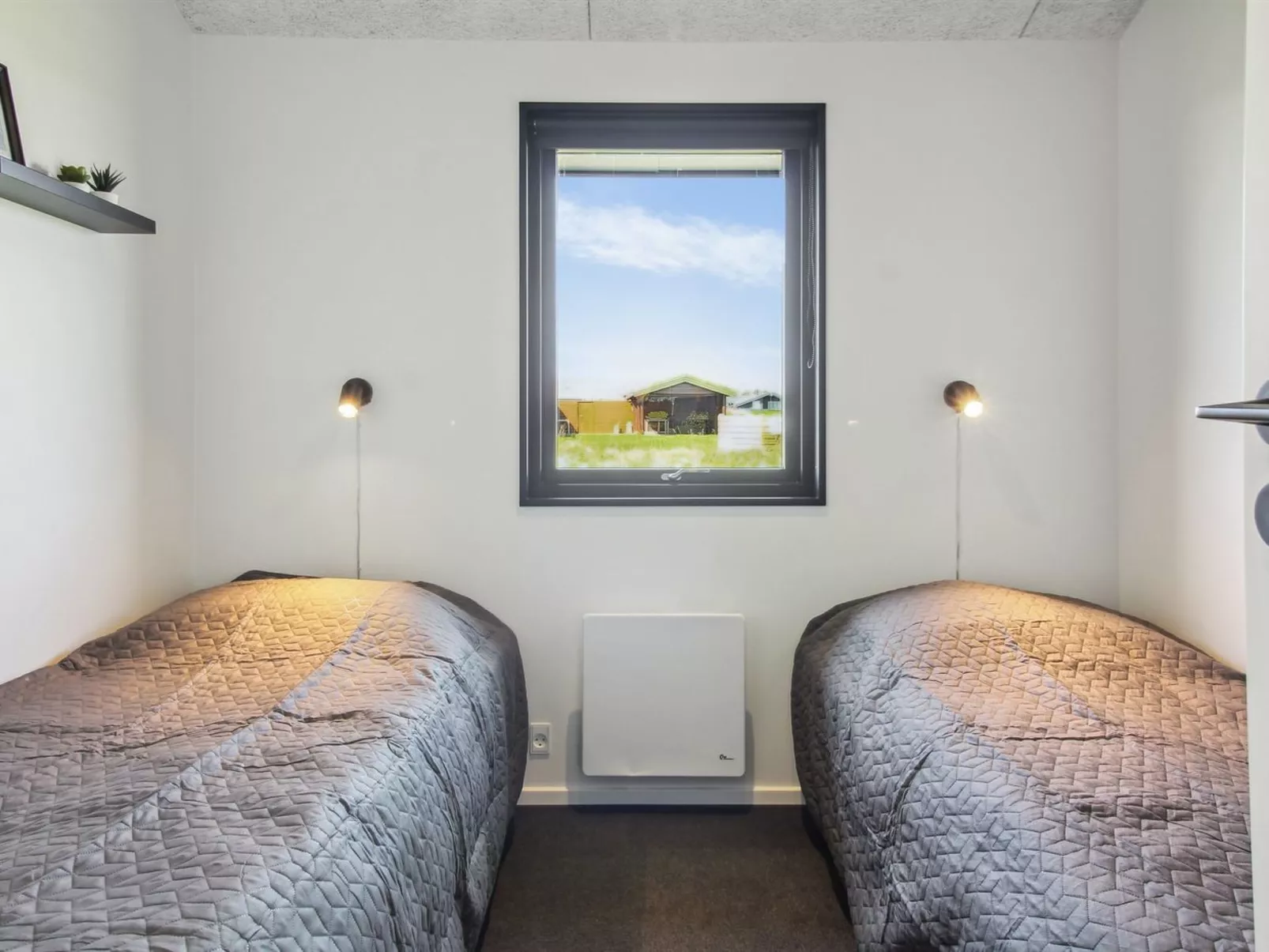 "Månviva" - 500m from the sea-Inside