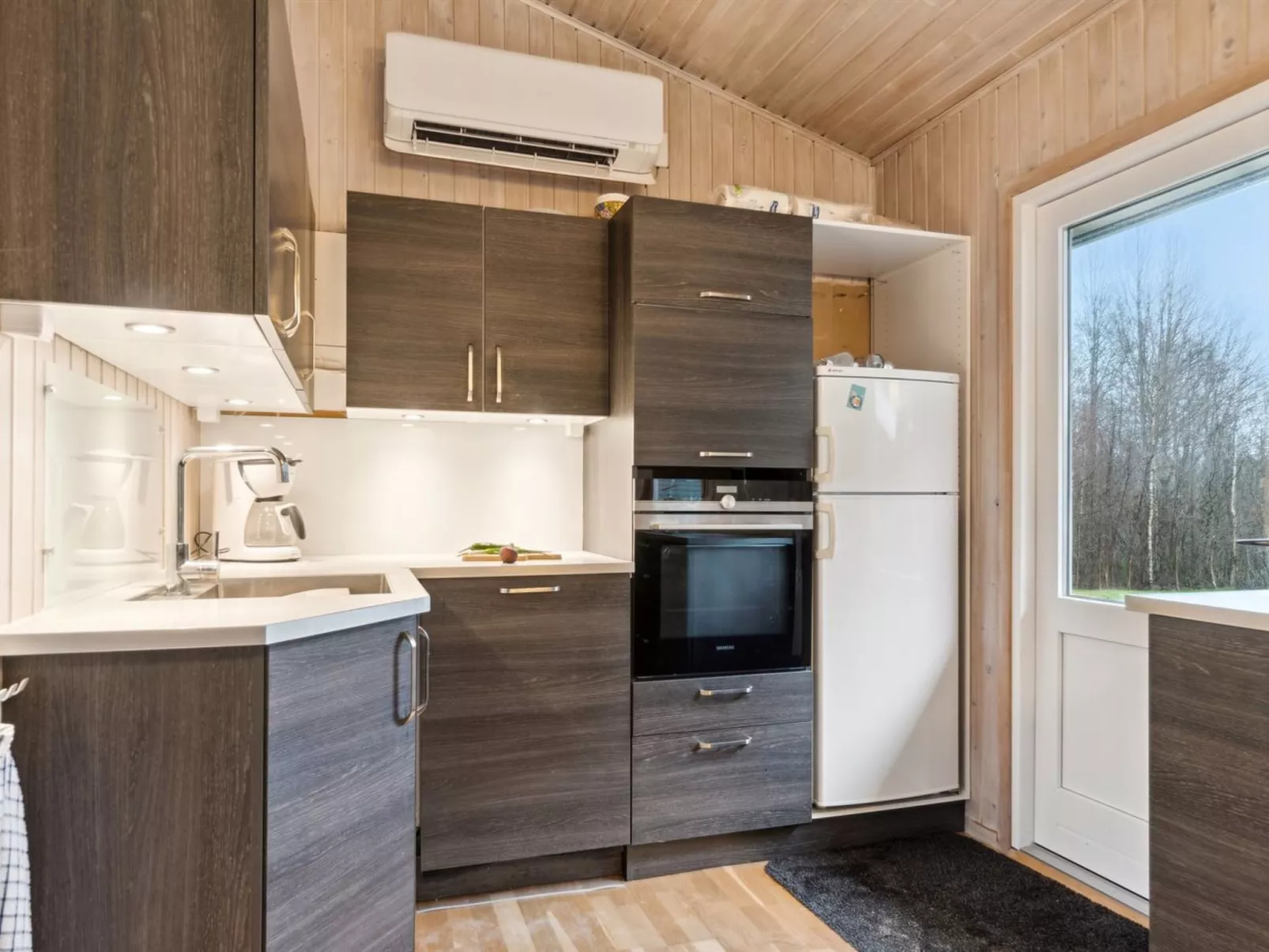 "Elsemaria" - 1.3km from the sea-Dedans