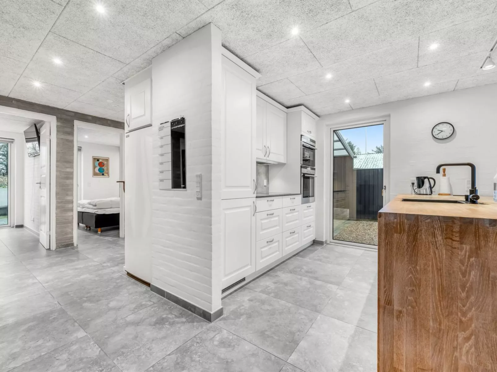 "Elisabetha" - 100m from the sea-Dedans