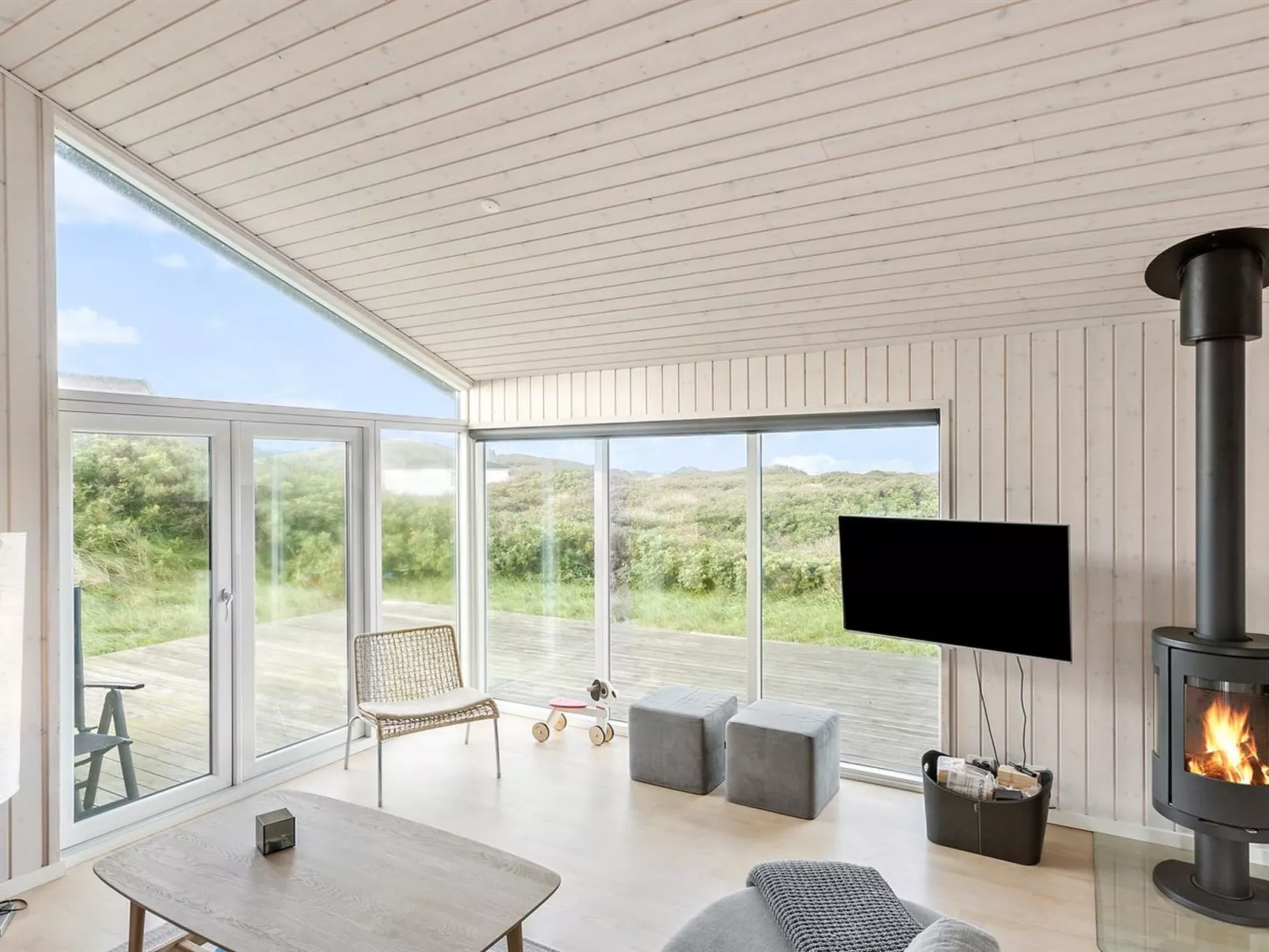 "Mirla" - 50m from the sea-Inside