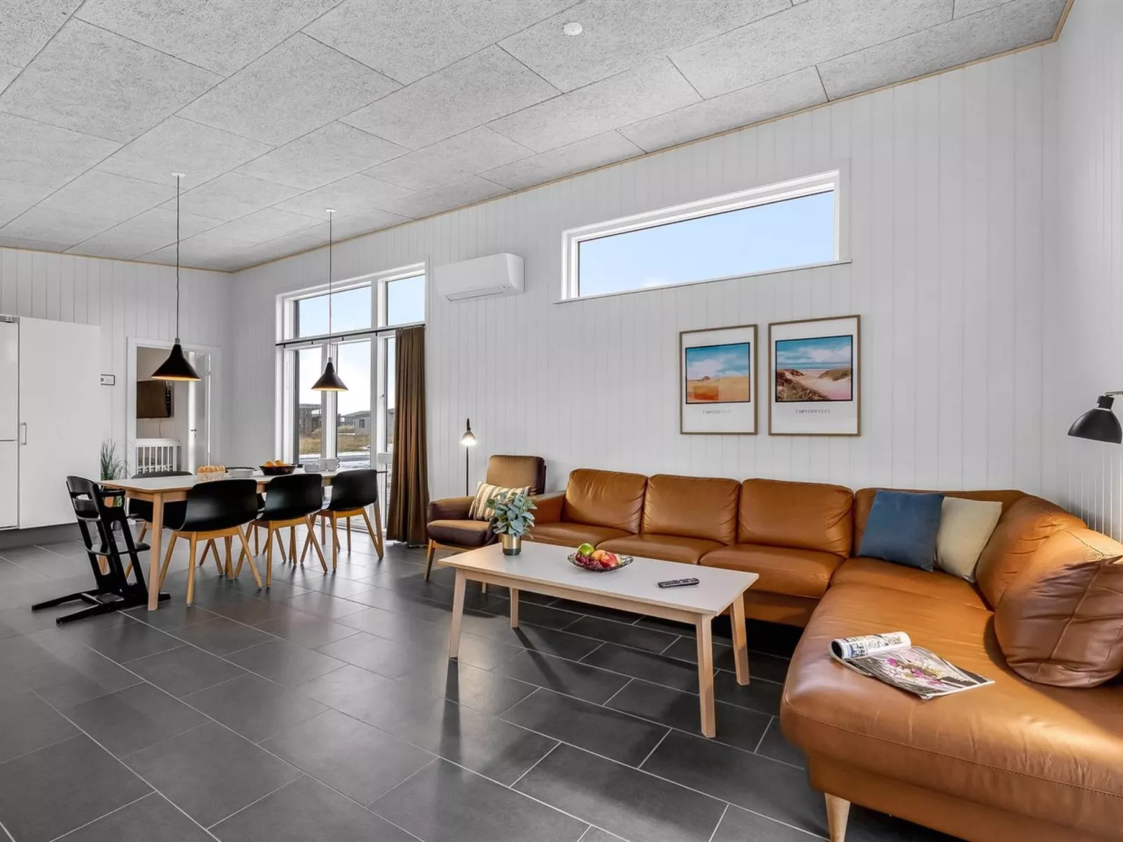 "Winder" - 500m from the sea-Inside