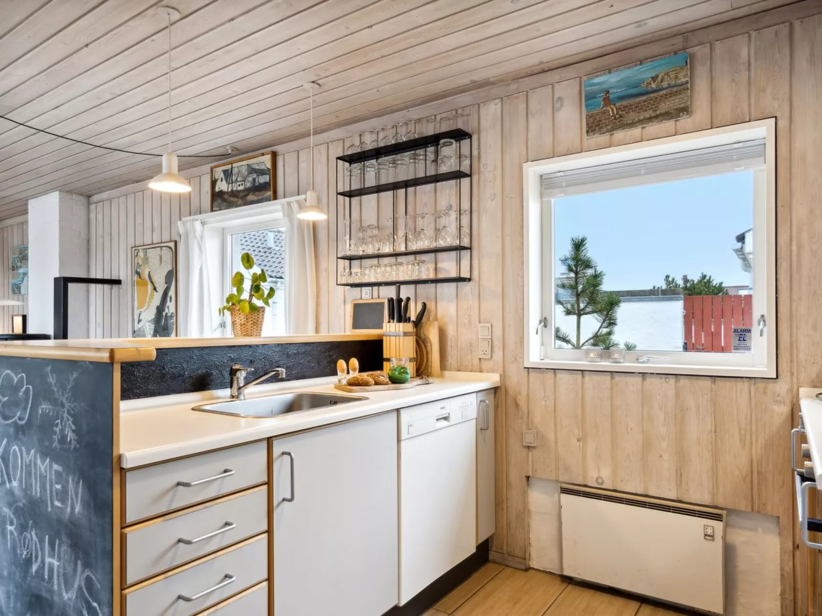 "Eljene" - 700m from the sea-Inside