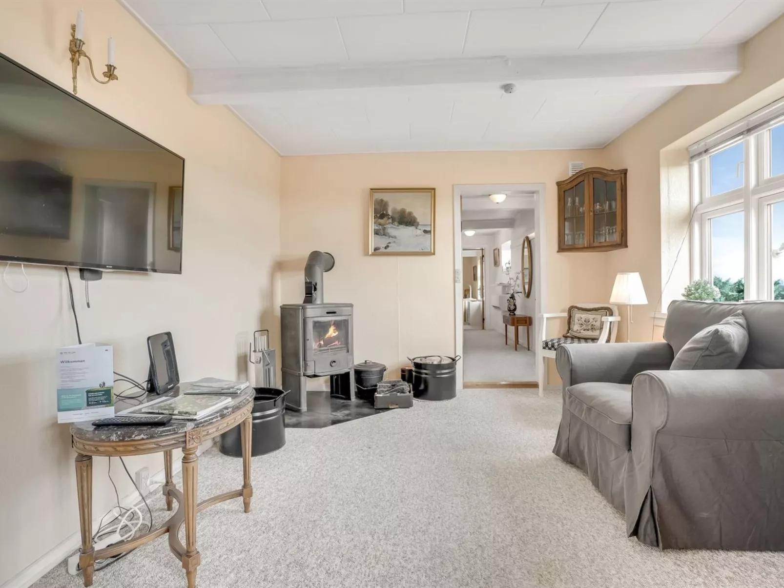 "Albertine" - 600m from the sea-Inside