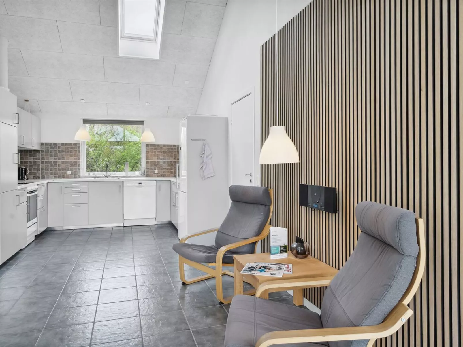 "Sada" - 12km from the sea-Inside