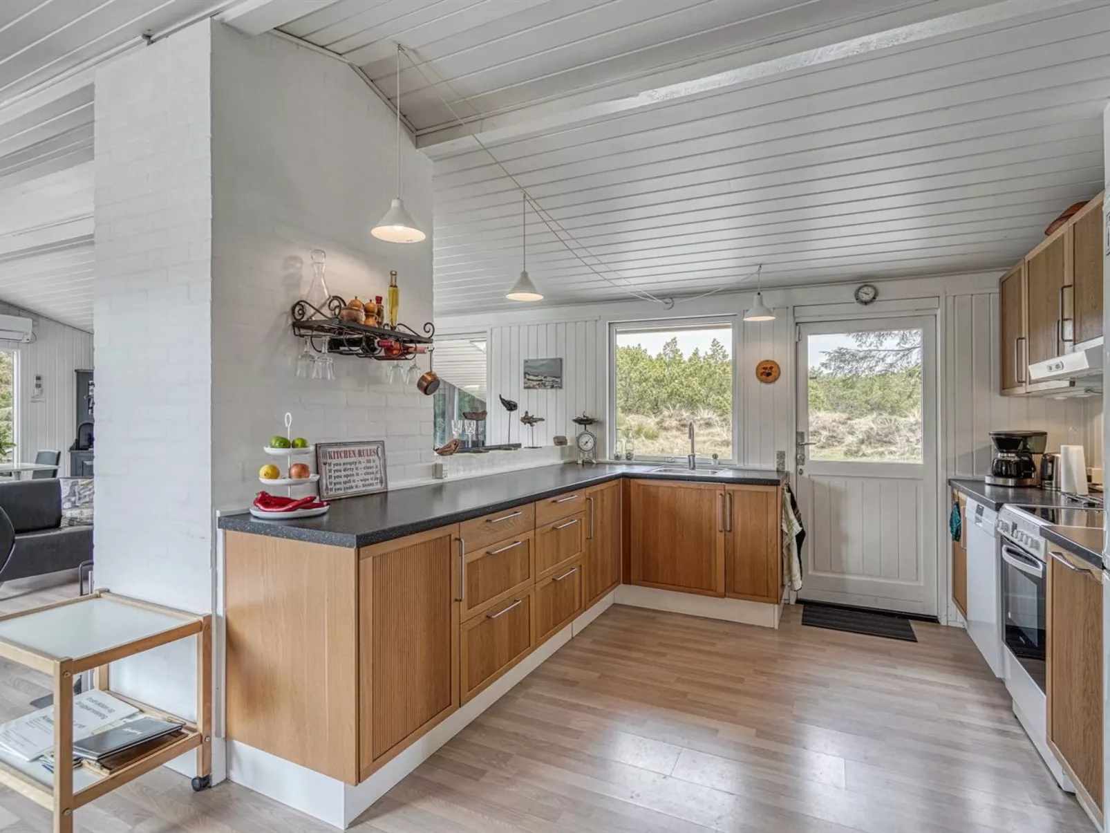 "Taneli" - 2.2km from the sea-Inside