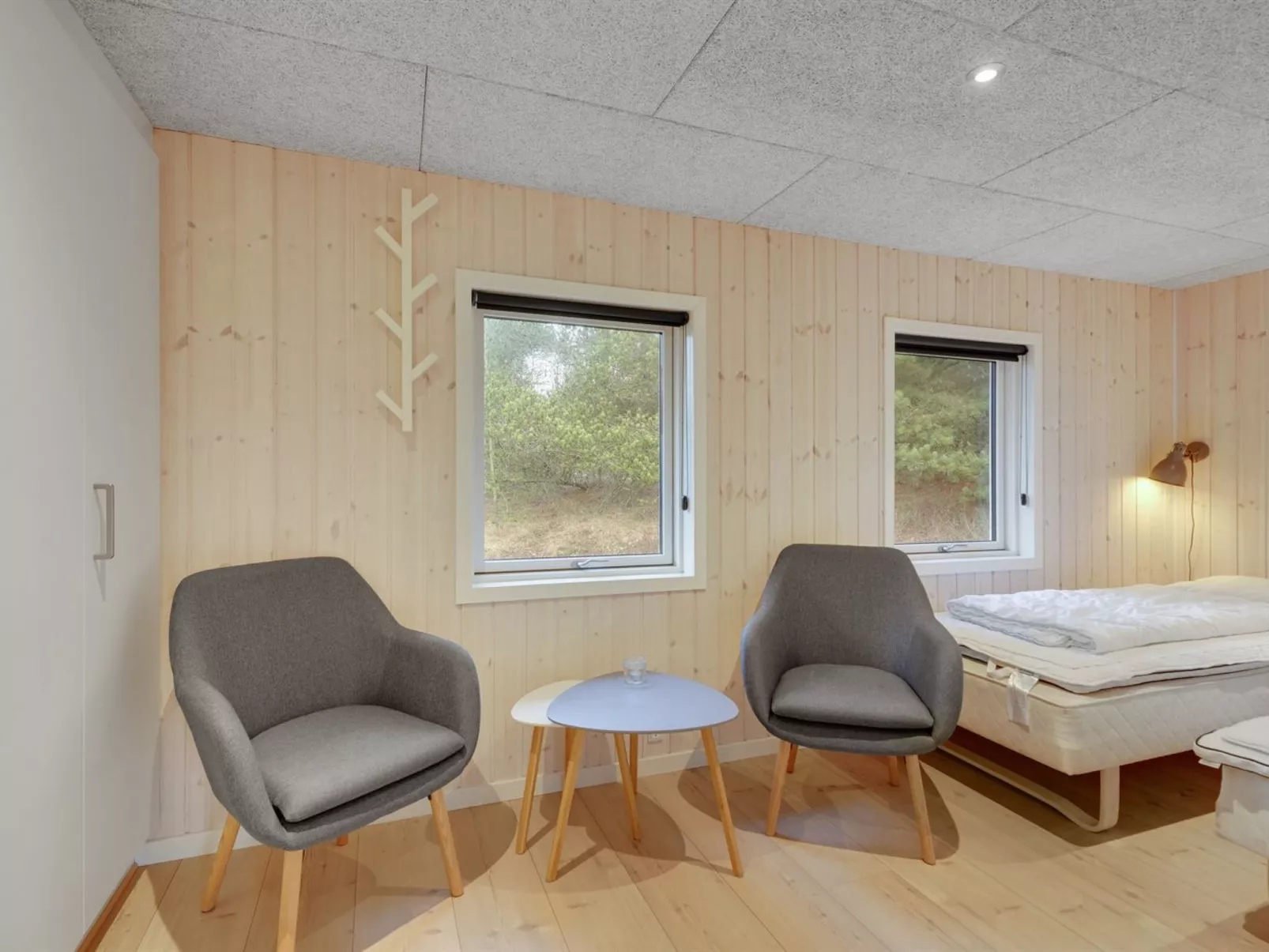 "Solgunn" - 900m from the sea-Inside