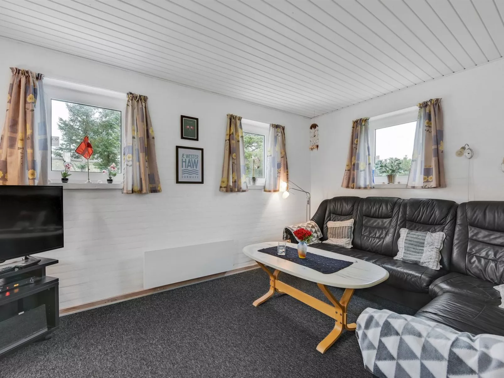 "Pernilla" - 2km from the sea-Inside