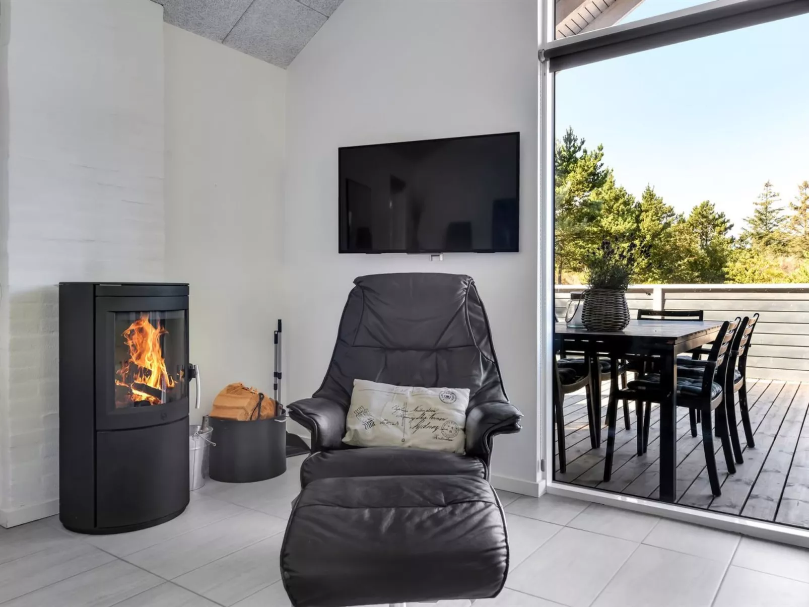 "Gundrath" - 1.4km from the sea-Inside