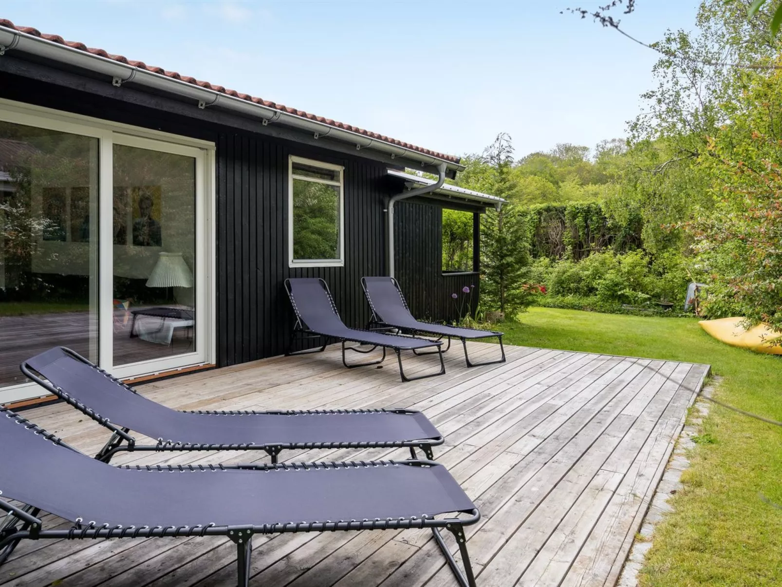 "Stiane" - 100m to the fjord-Outside