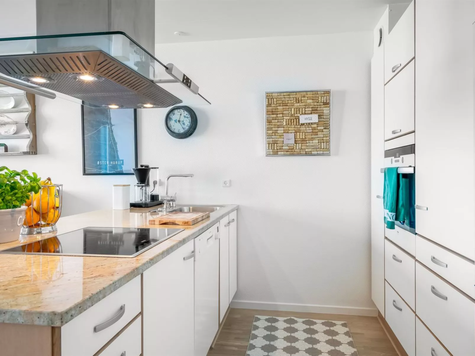 "Eleanore" - 25m from the sea-Inside