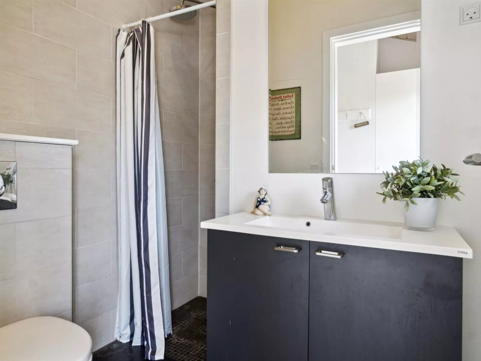 "Tuulikki" - 100m from the sea-Inside