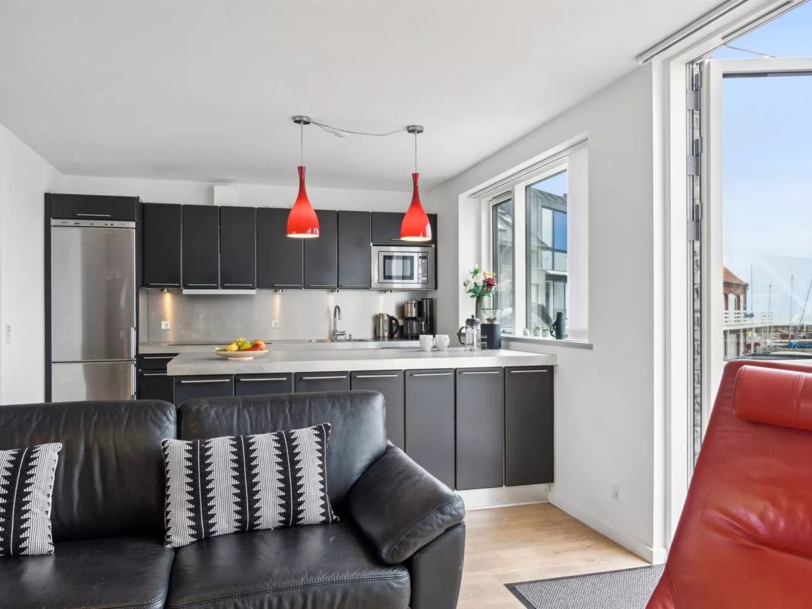 "Skade" - 10m from the sea-Inside