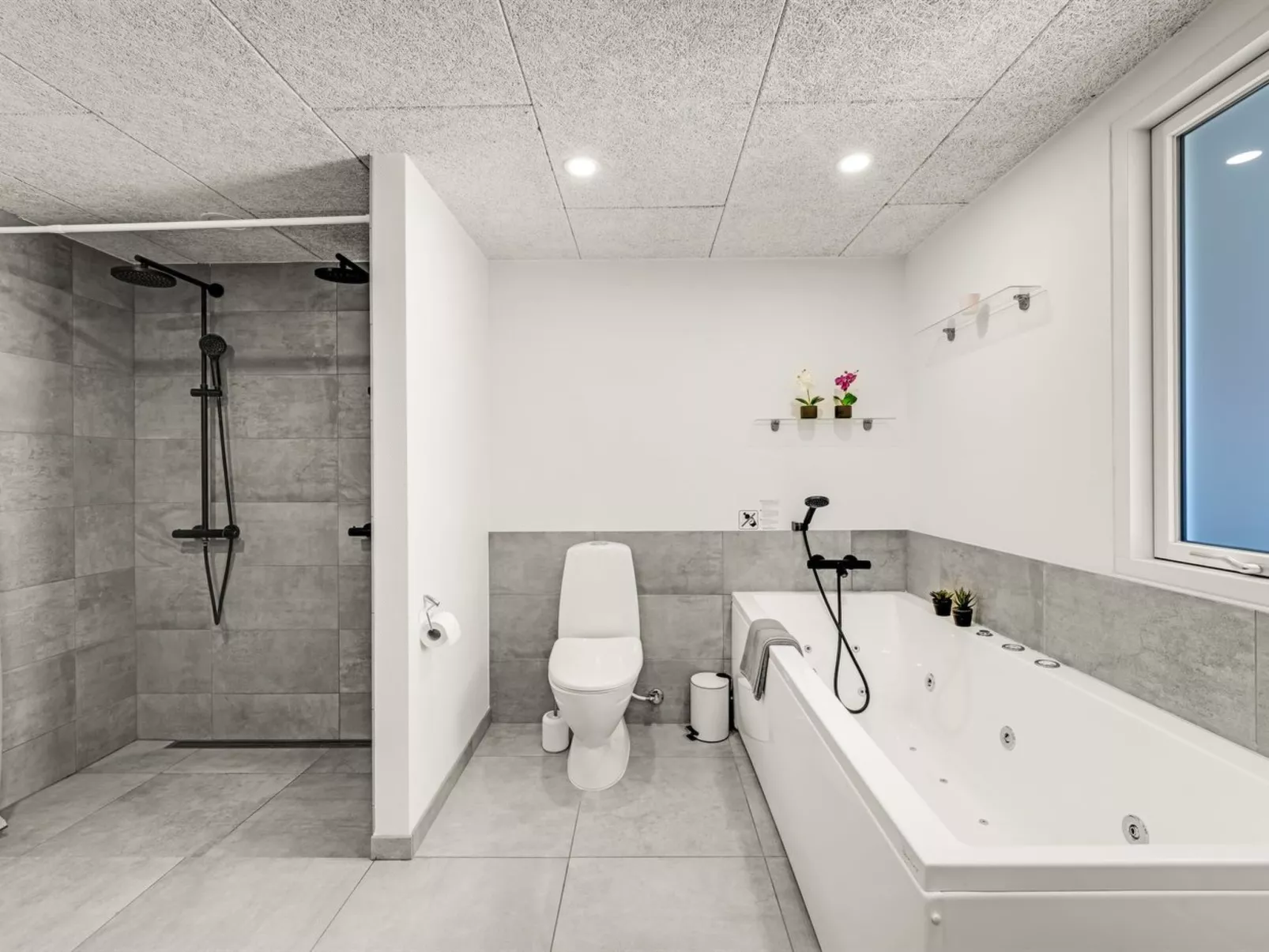 "Germund" - 770m from the sea-Dedans