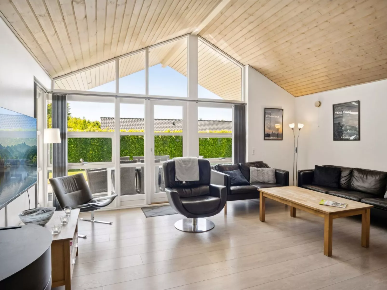 "Gunva" - 30km from the sea-Dedans