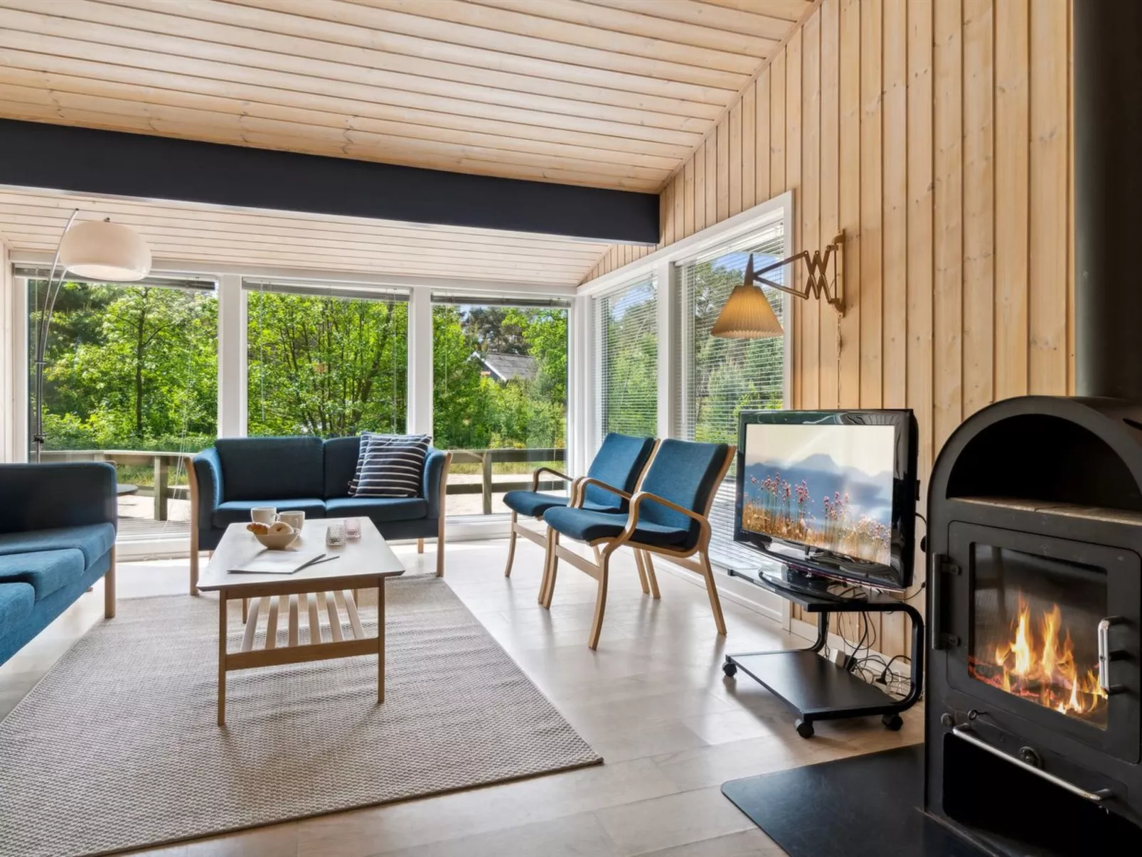 "Deni" - 800m from the sea-Drinnen