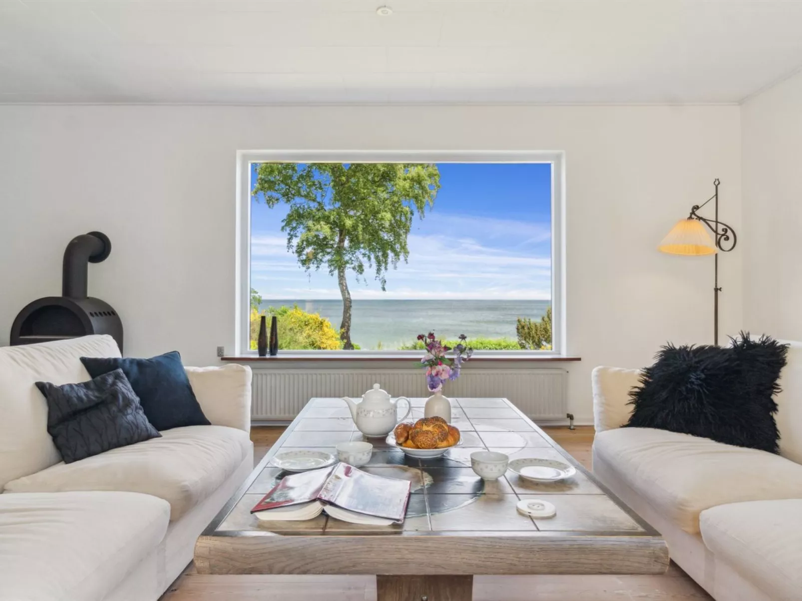 "Vanta" - 50m from the sea-Drinnen