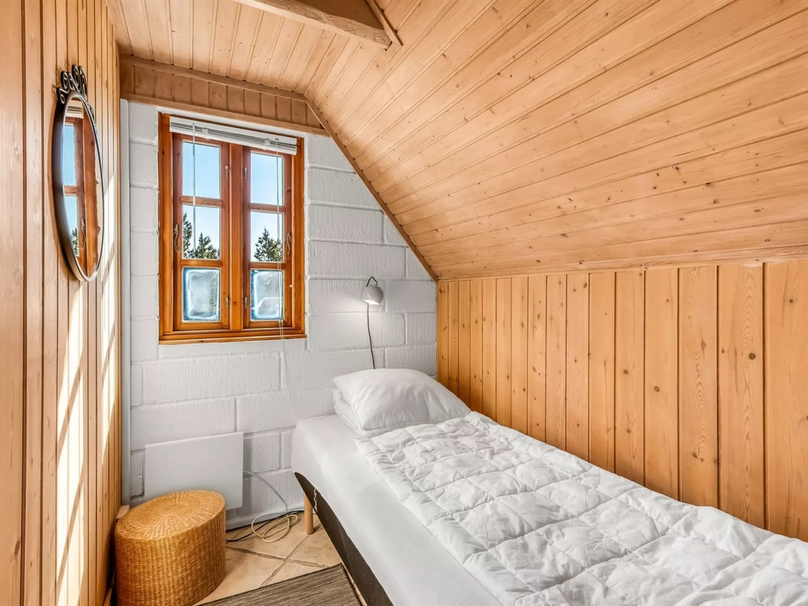 "Arlina" - 600m from the sea-Inside