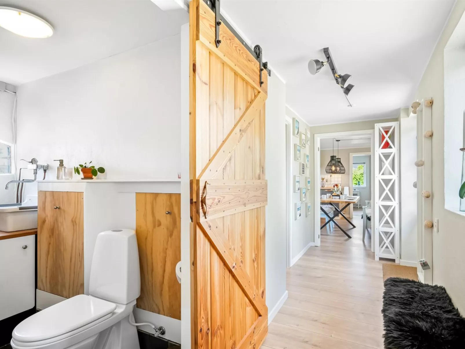 "Cillvur" - 8km from the sea-Inside