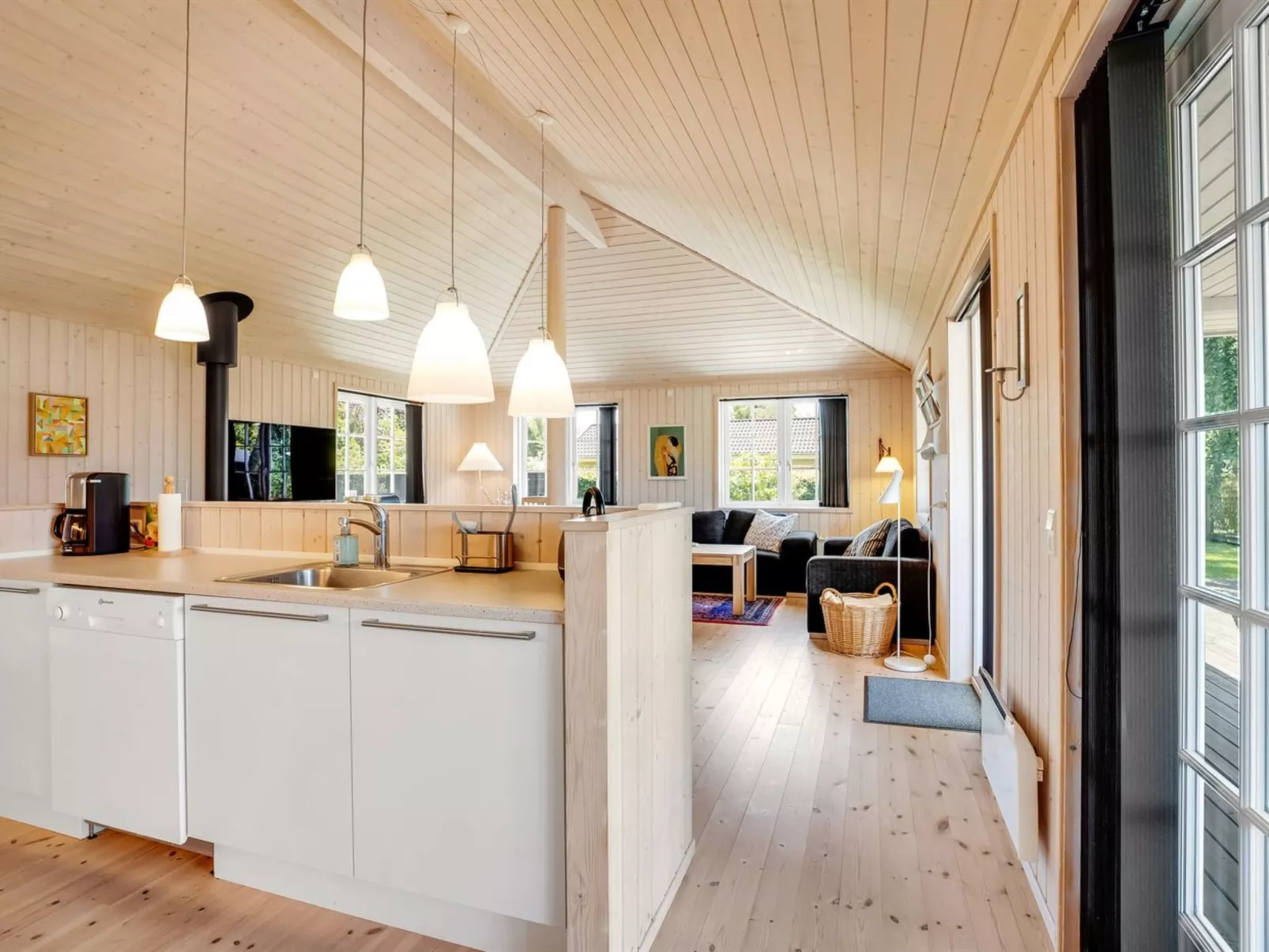 "Felicia" - 350m from the sea-Inside