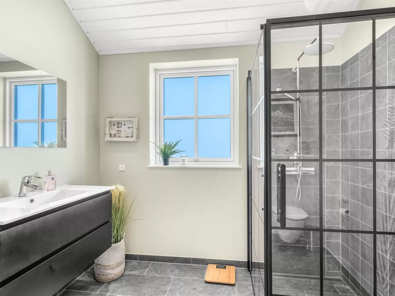 "Inola" - 1km from the sea-Inside