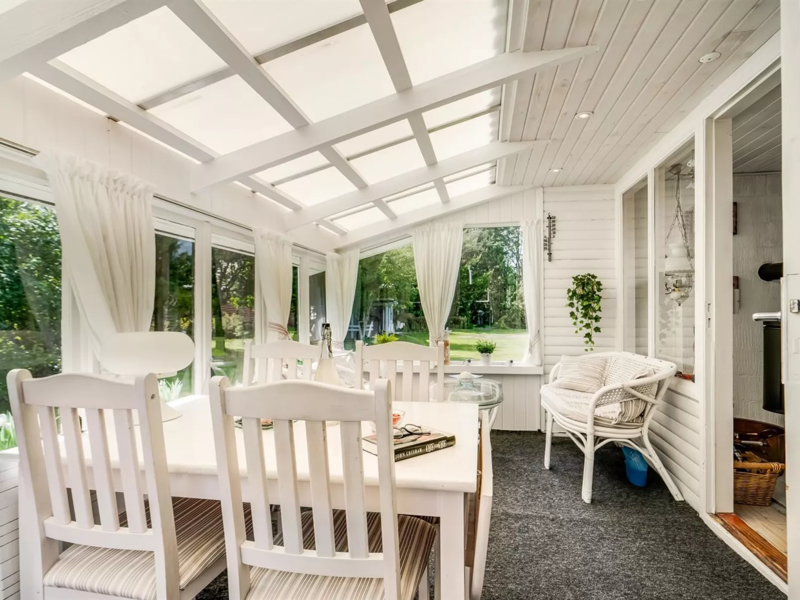 "Roque" -  from the sea-Inside