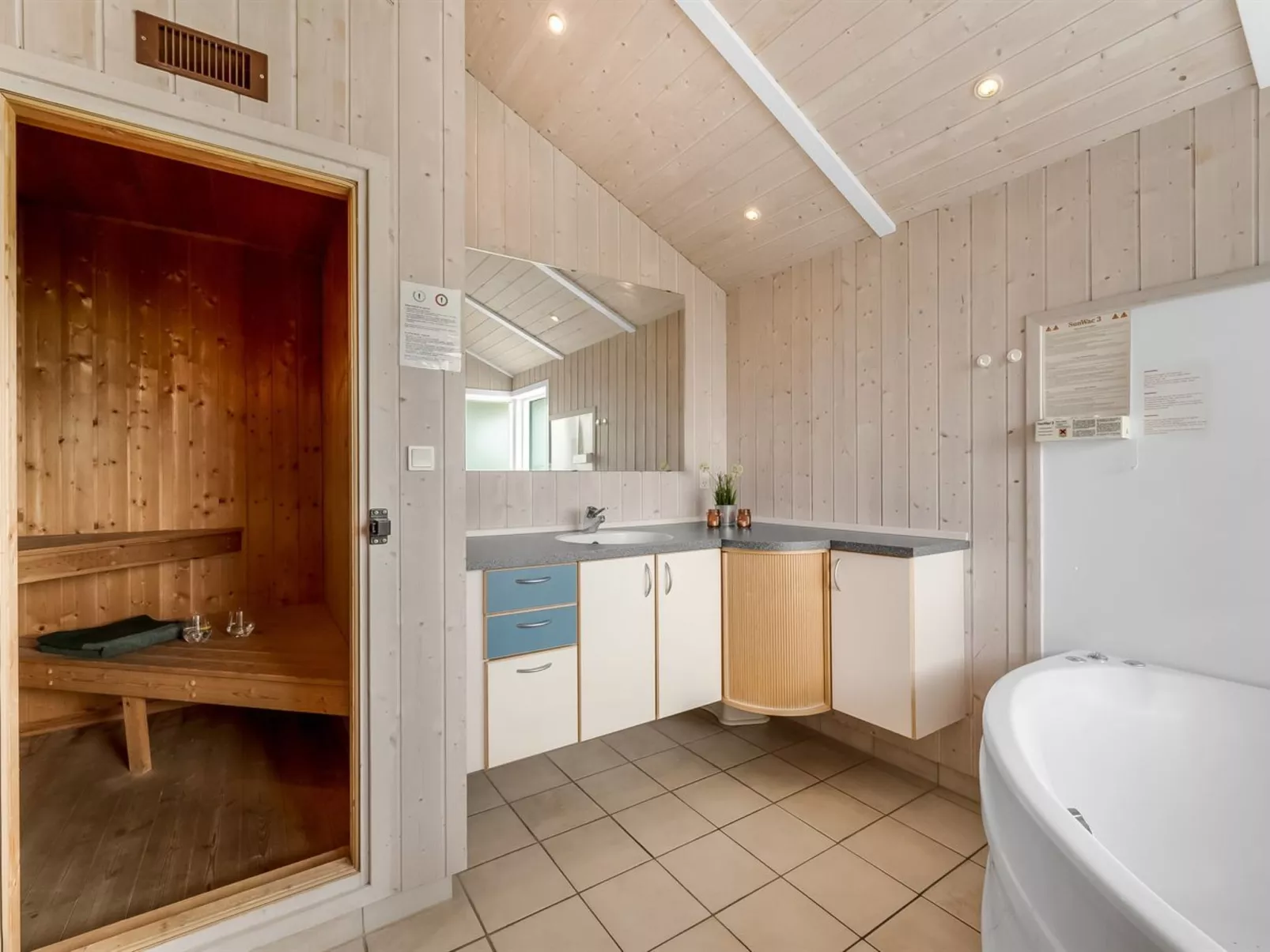 "Nermin" - 100m from the sea-Inside