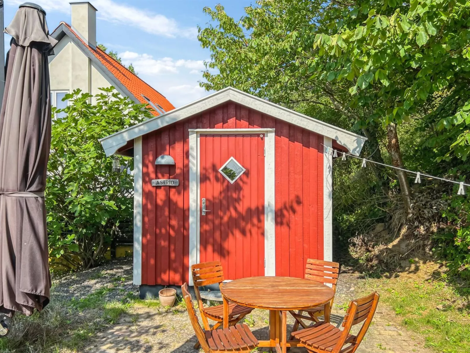 "Malila" - 15m from the sea-Inside