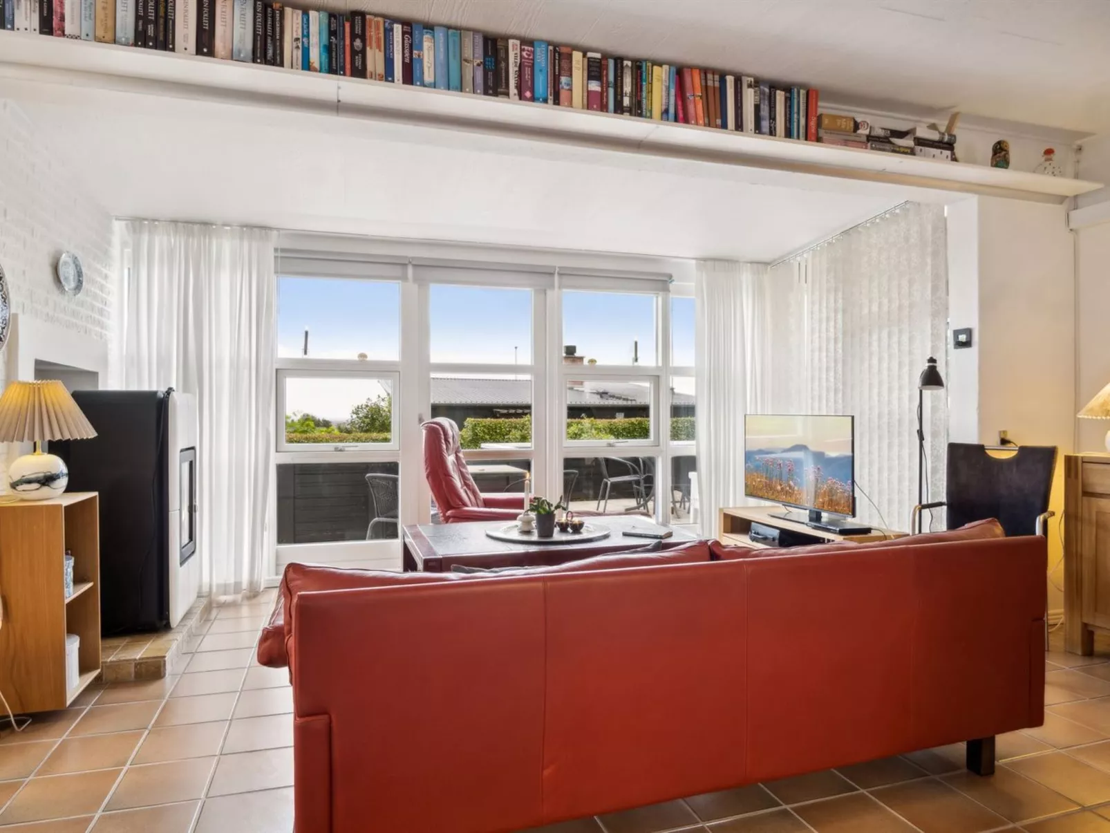 "Yngvy" - 500m from the sea-Drinnen