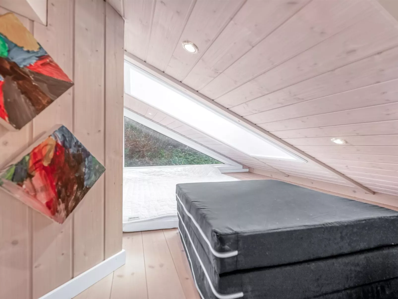 "Næwe" - 10m to the fjord-Drinnen