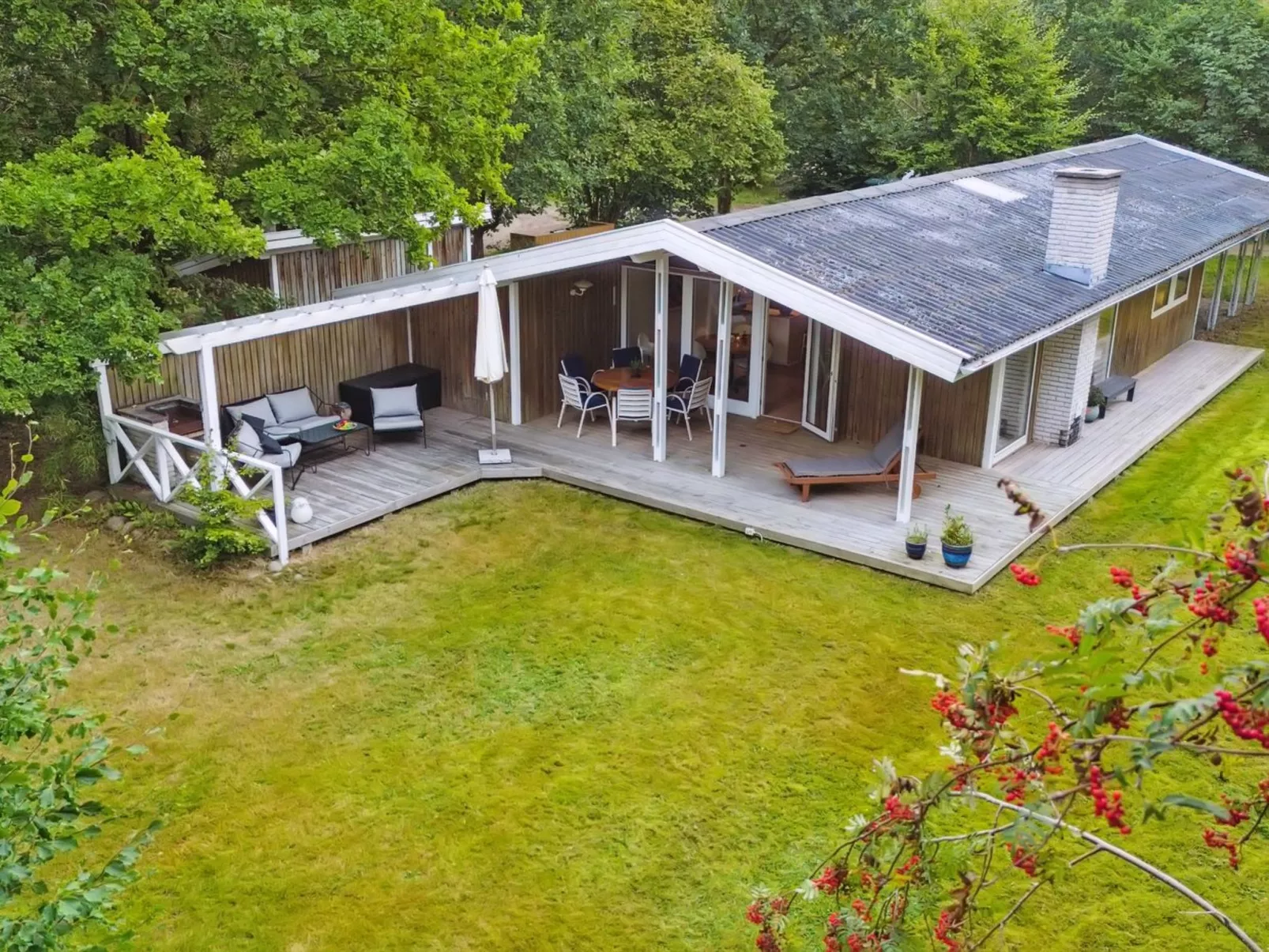 "Arto" - 1.2km from the sea-Outside