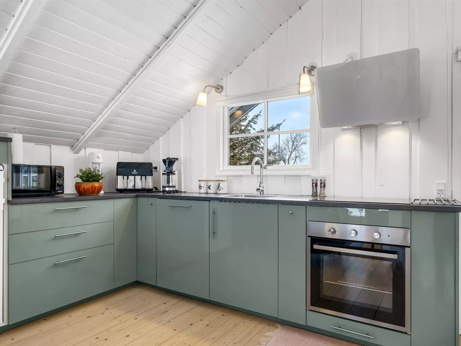 "Evgenia" -  from the sea-Dedans