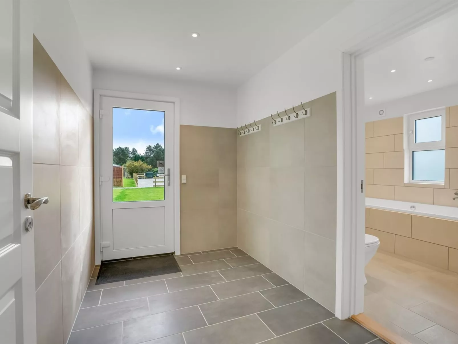 "Rajna" - 250m from the sea-Inside