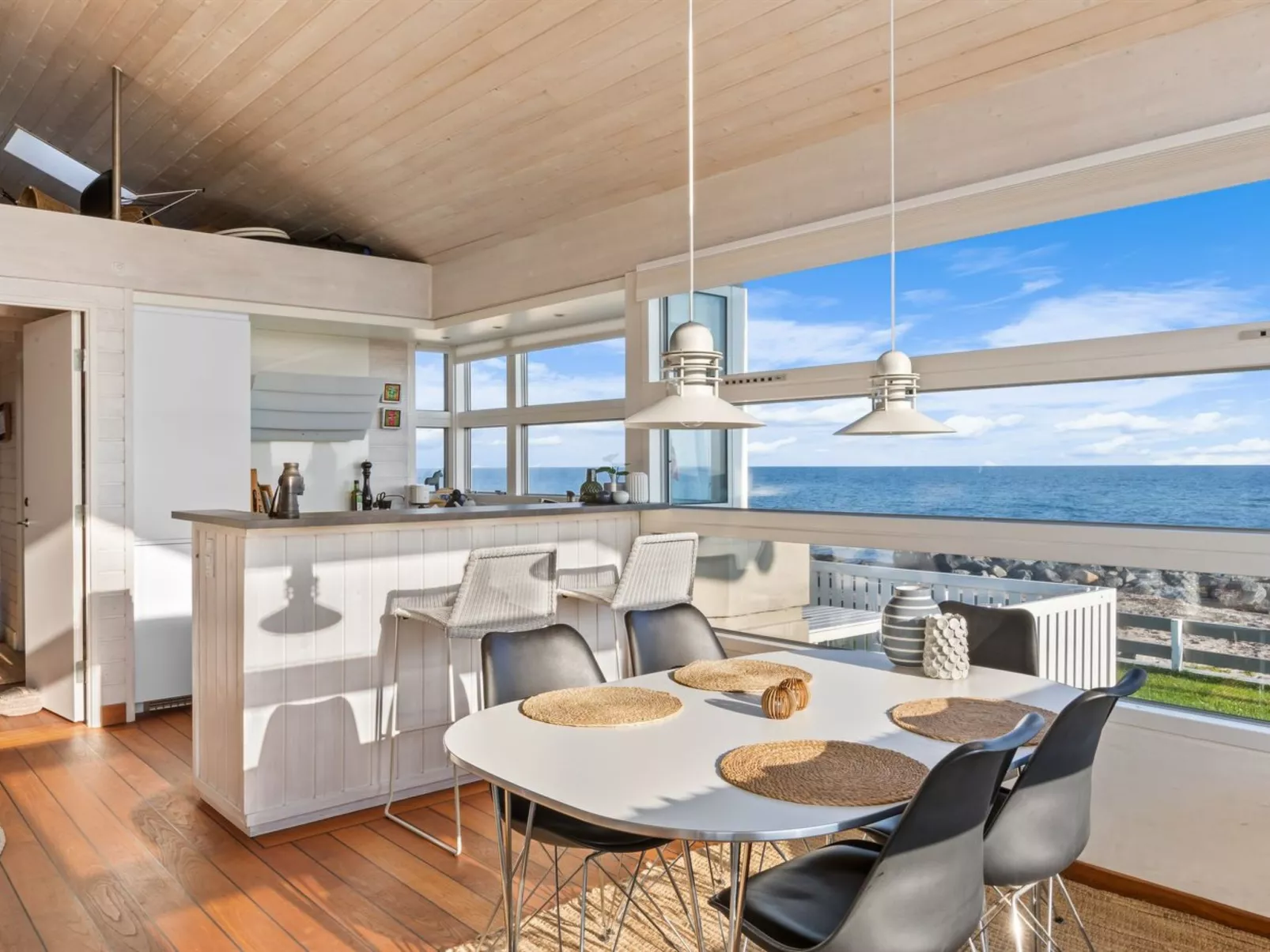 "Diderik" - 5m from the sea-Dedans