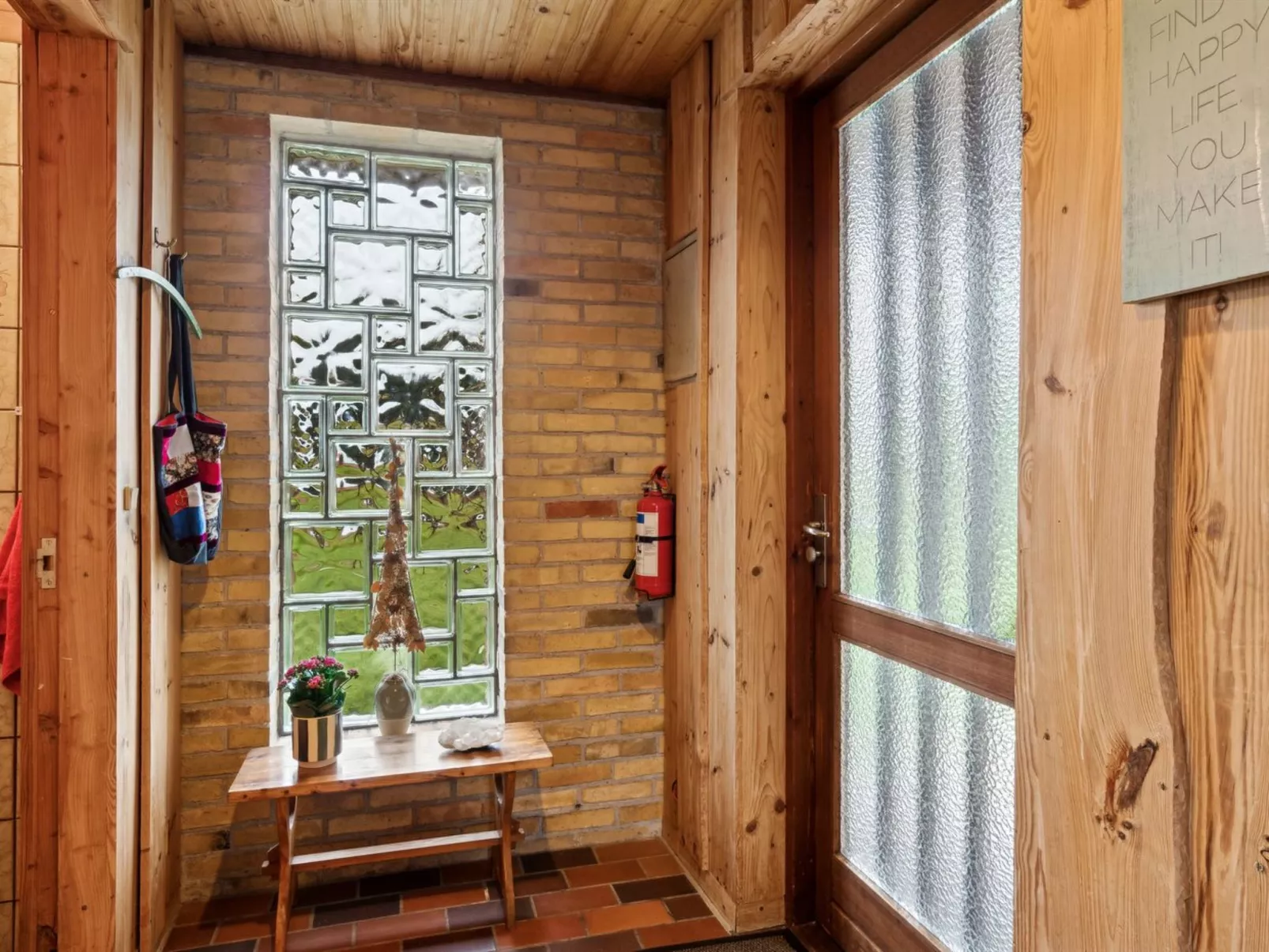 "Svanborg" - 40m from the sea-Inside