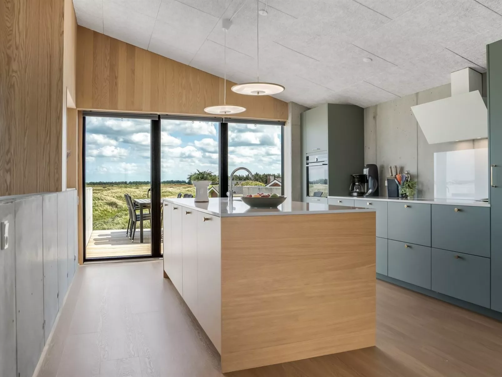 "Tamina" - 50m from the sea-Inside