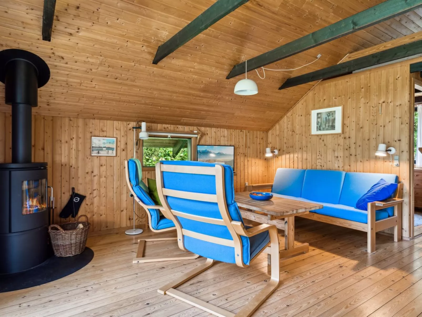 "Urban" - 140m from the sea-Inside