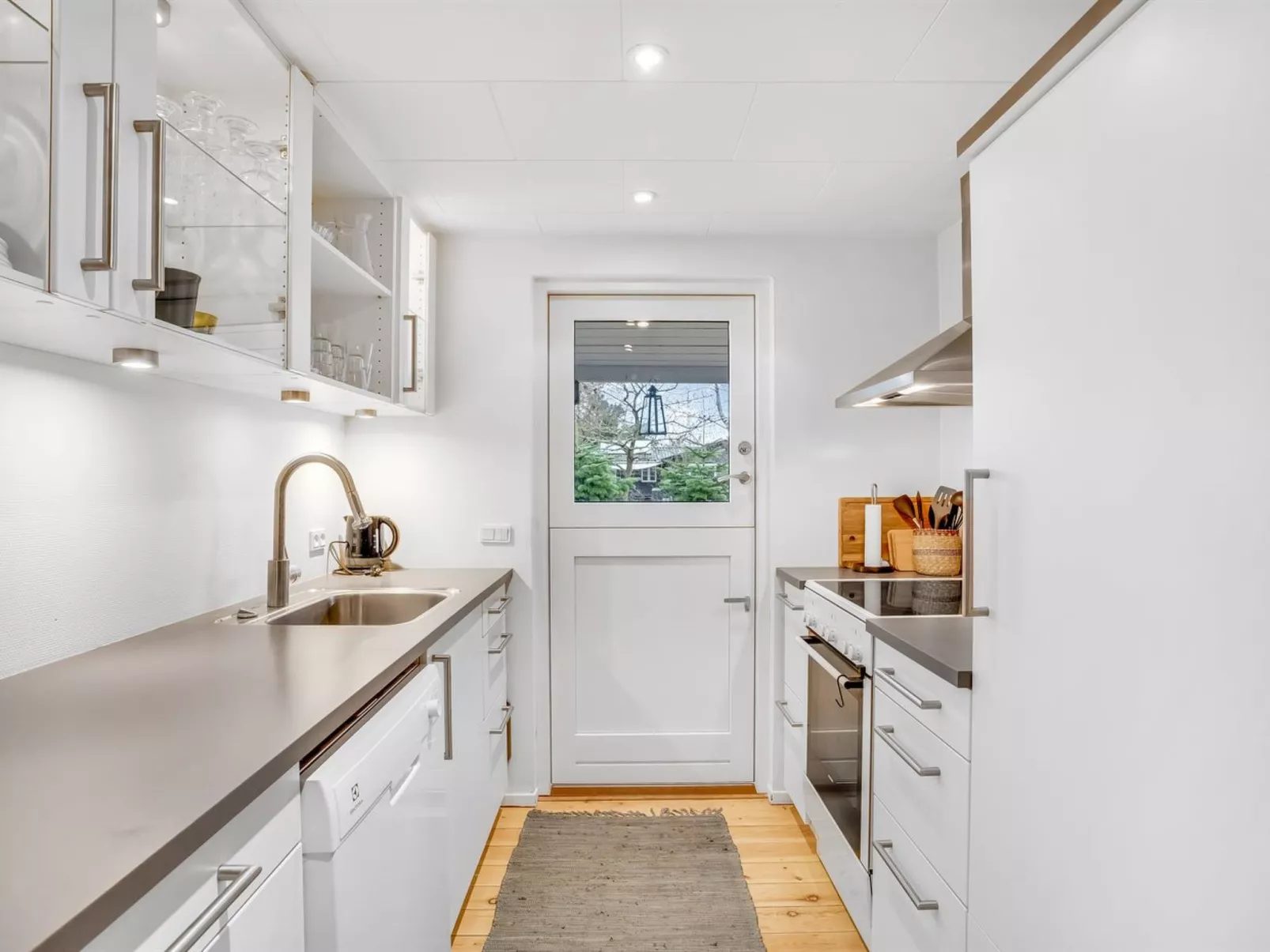 "Oddi" - 500m from the sea-Inside