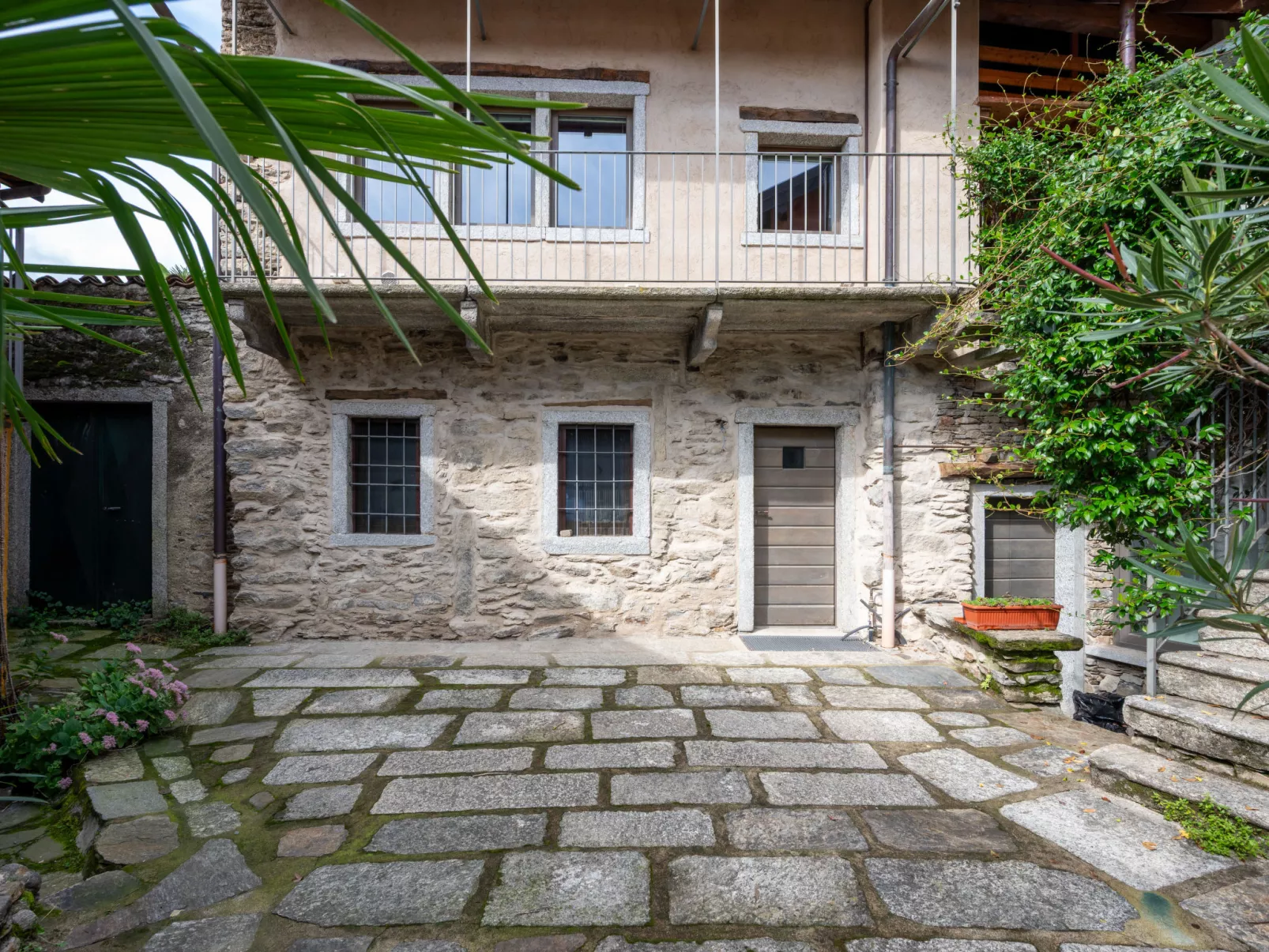 Casa dei Gelsomini-Outside