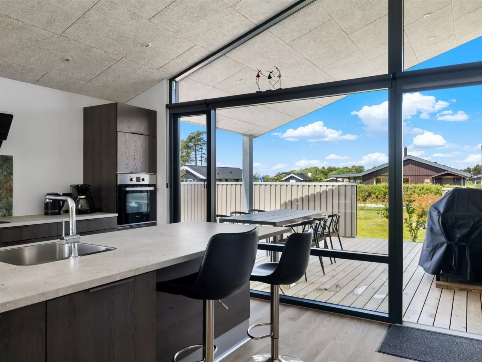 "Tydkil" - 250m from the sea-Drinnen