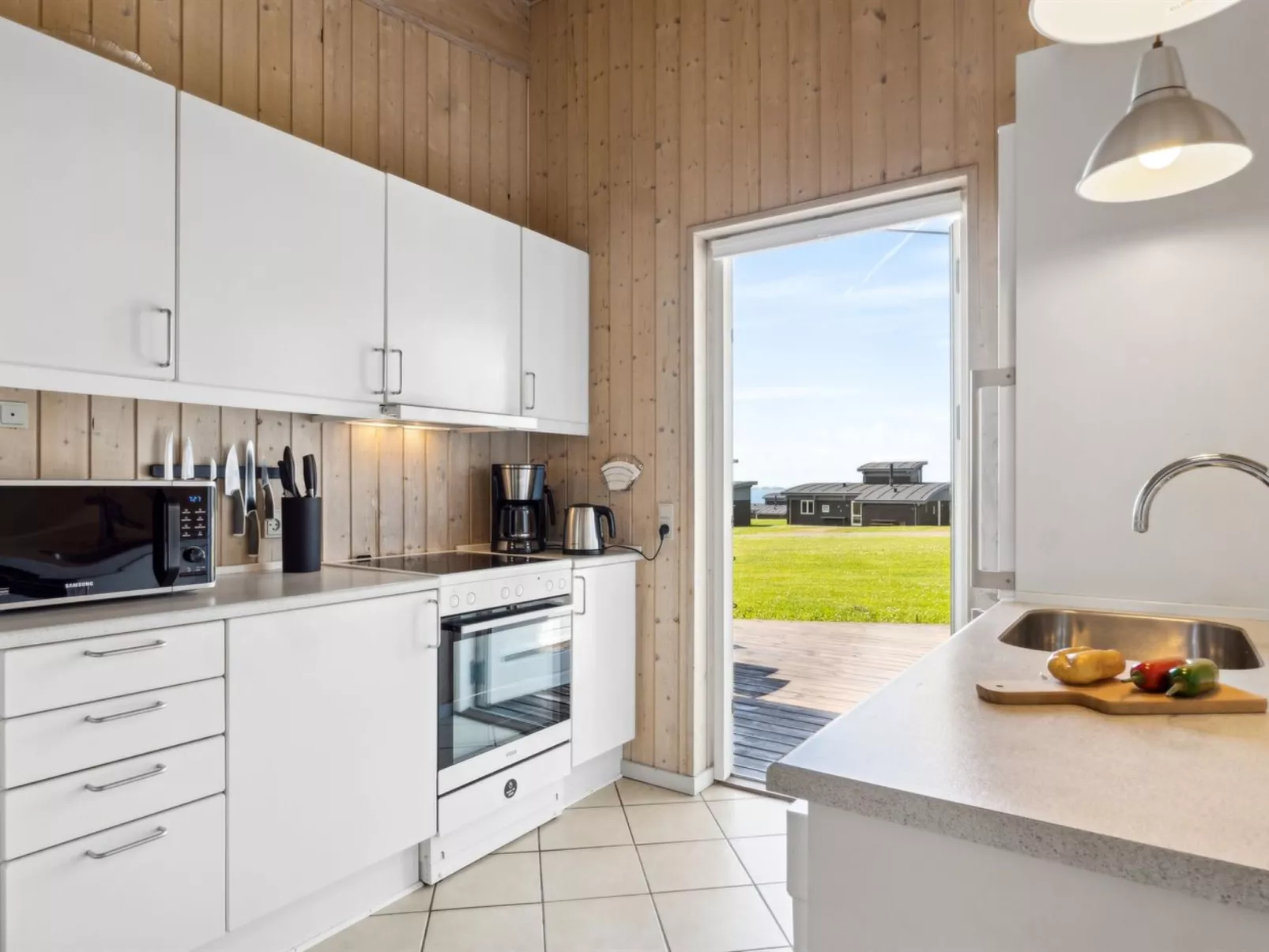 "Gudbrand" - 500m from the sea-Dedans