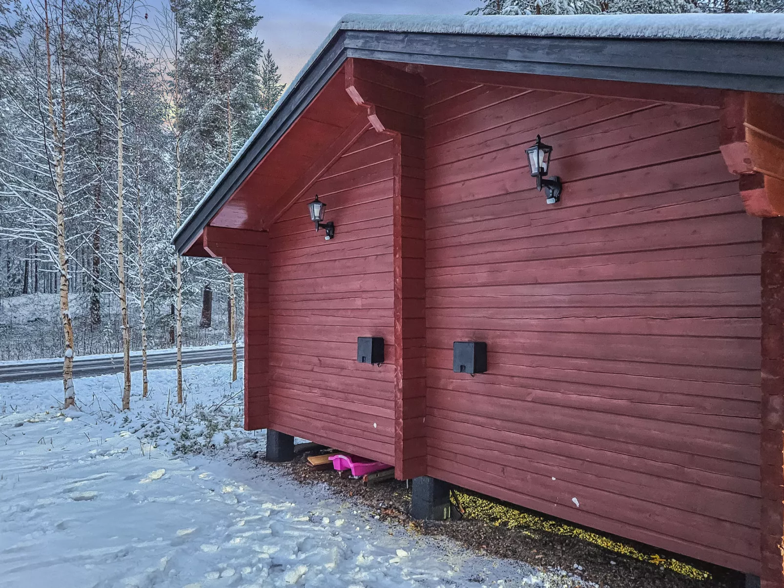 Rovarakka 1 b-Inside