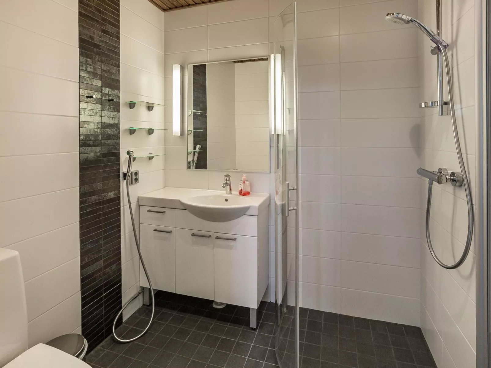 Karhunkieppi 11a-Drinnen