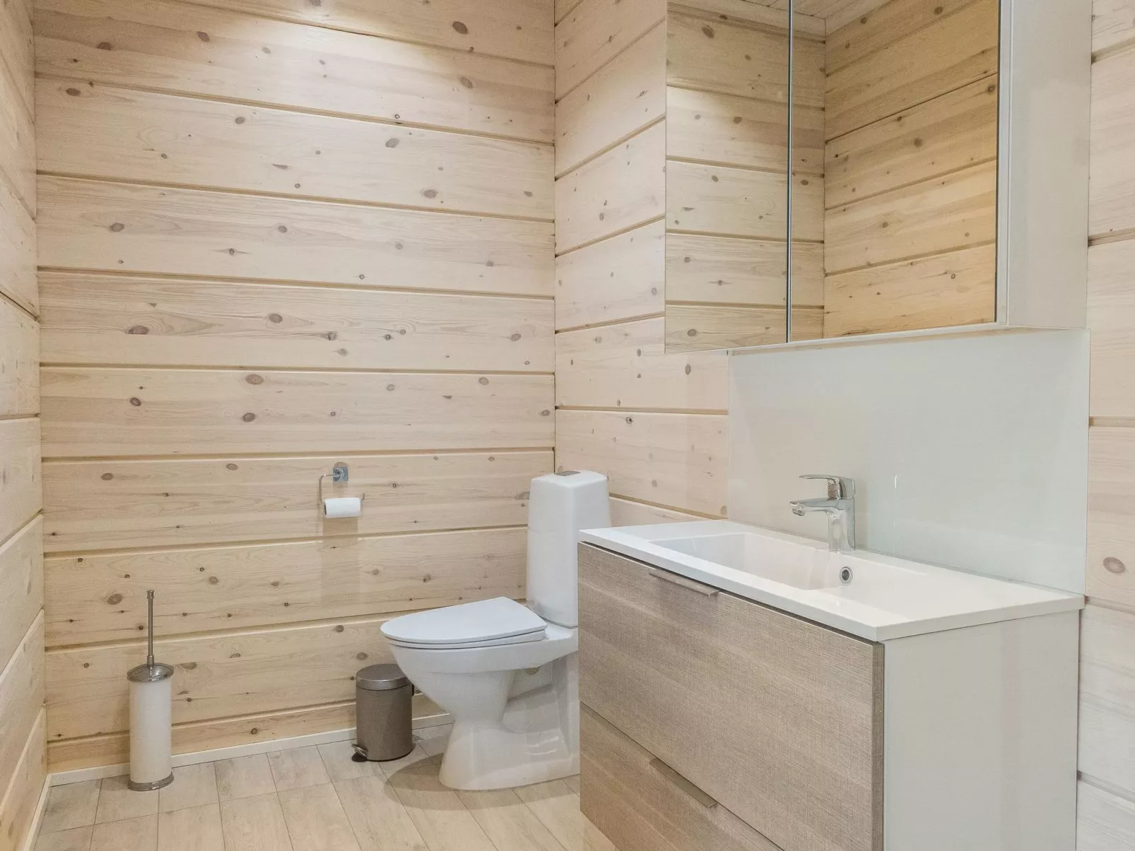 Villa paatari-Inside