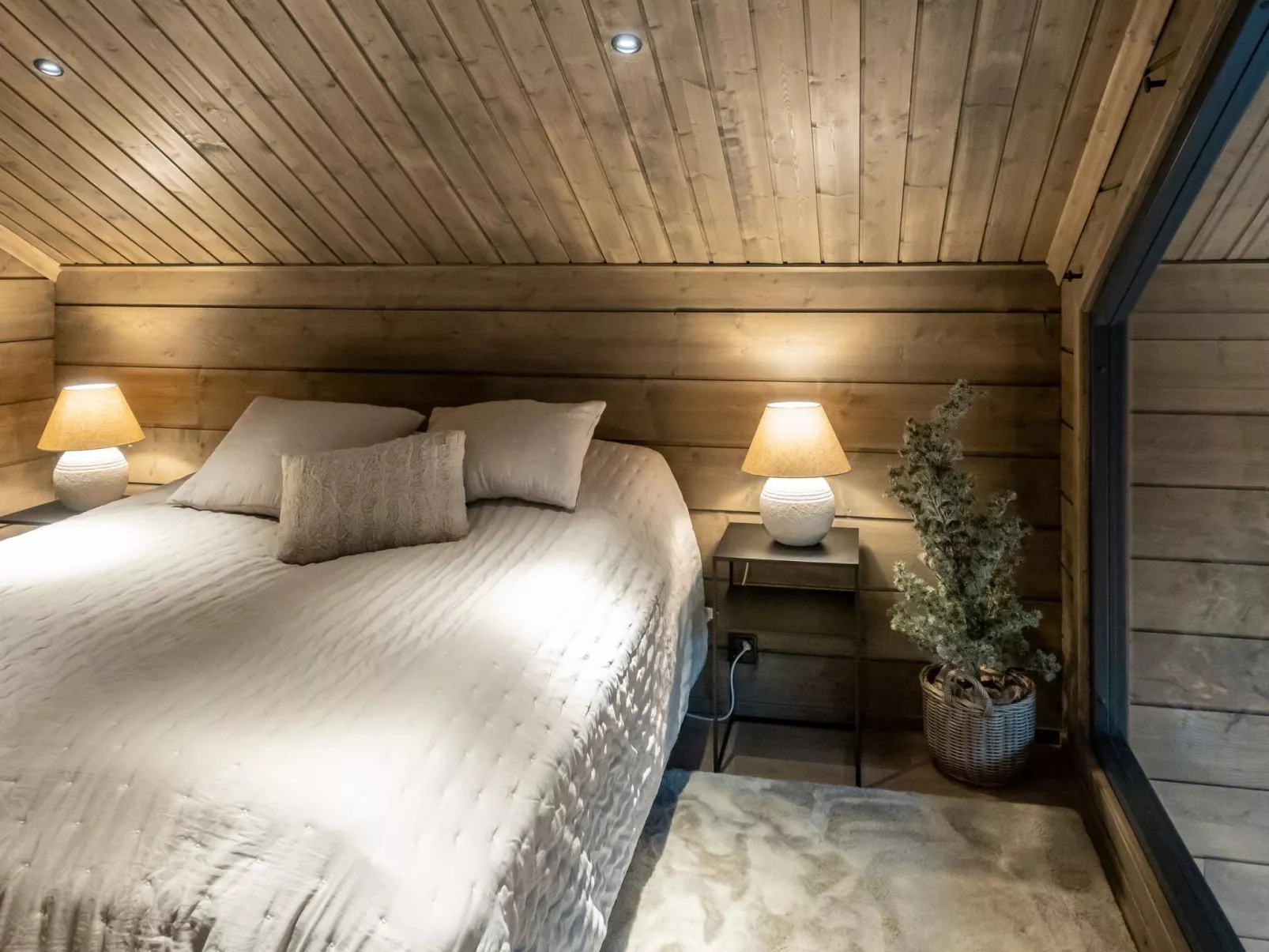 Willa levi west b-Dedans