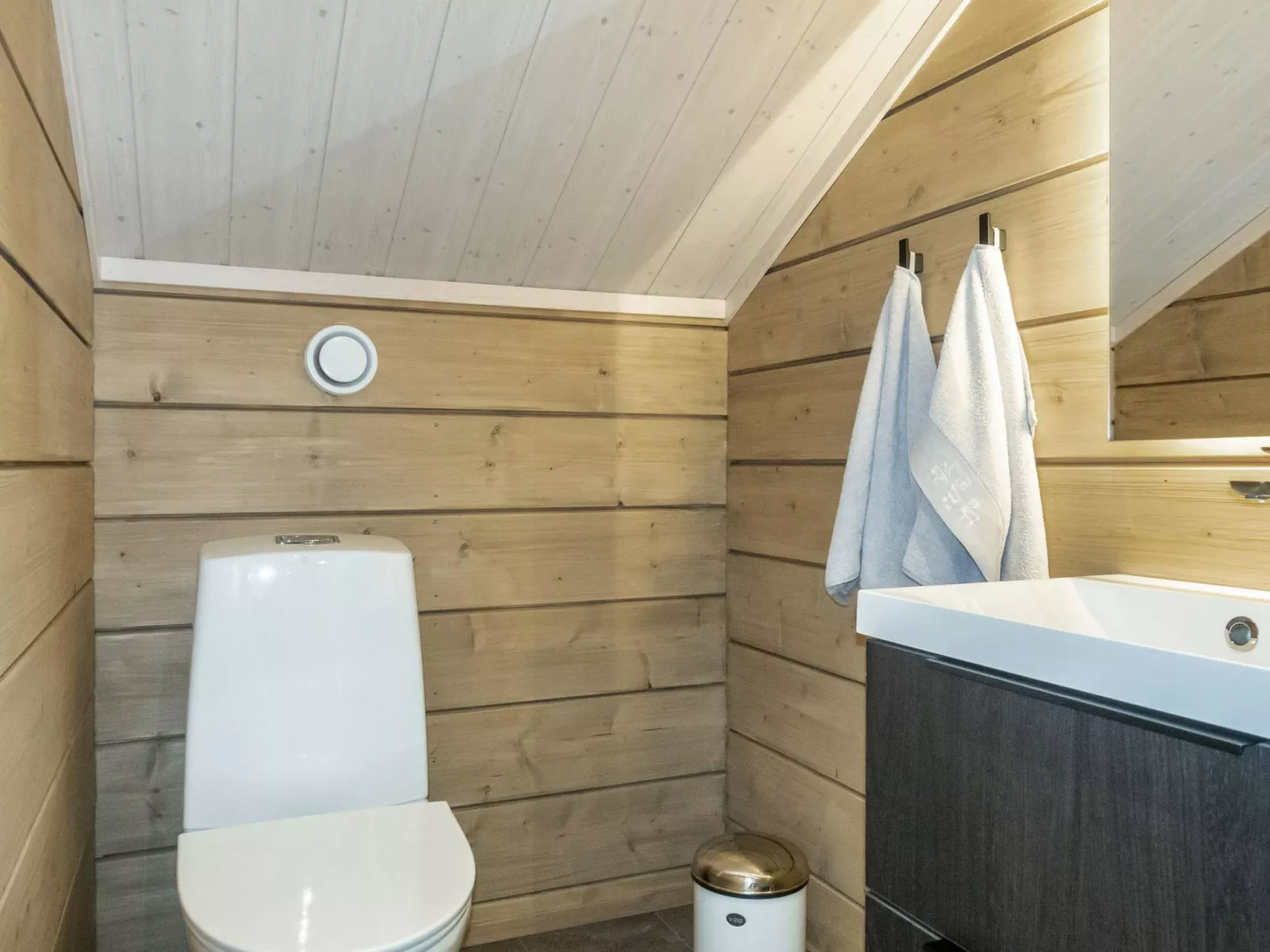 Svingipolku 5-Drinnen