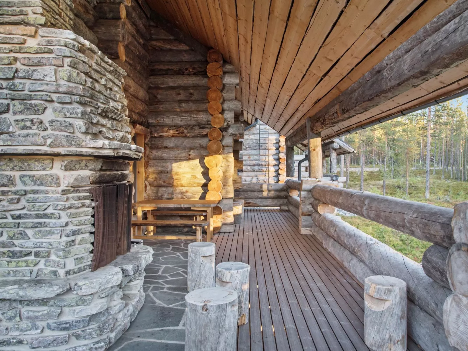 Luostakka iso-Inside